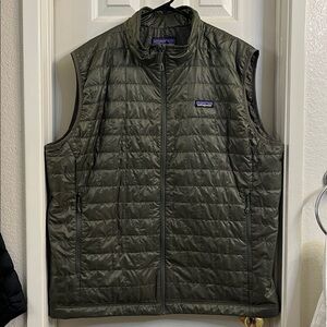 Patagonia Nano Puff Insulated Vest - Men's size XXL Basin green Worn once